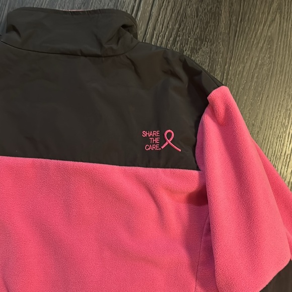 🍍Share the care jacket🍍sz XL🍍pit to pit 24”🍍length 26”🍍zip pockets🍍 - Picture 5 of 5